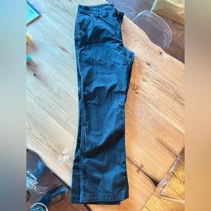 Black Duluth flex firehose 38x34